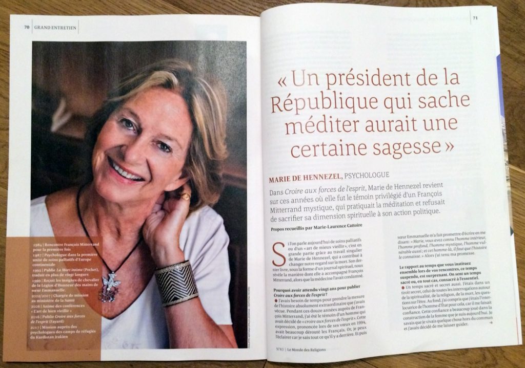 le magazine Le Monde des Religions est ouvert à lapage du grand entretien avec Marie de Hennezel.